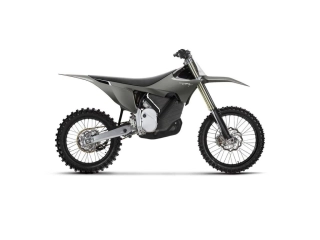 Stark Varg MX 18" 80HP lesná sivá